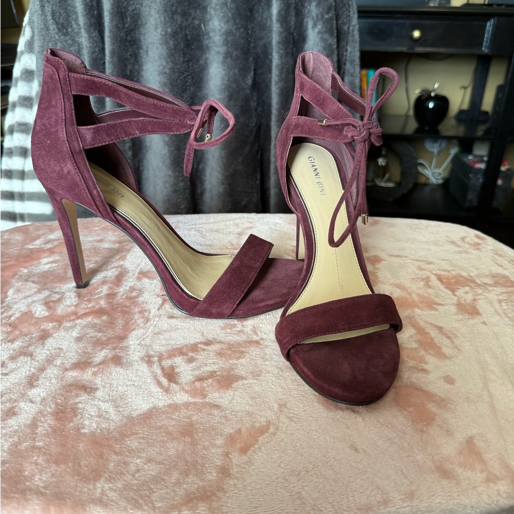 Gianni Bini Purple Heels Elegant Stiletto Sandals